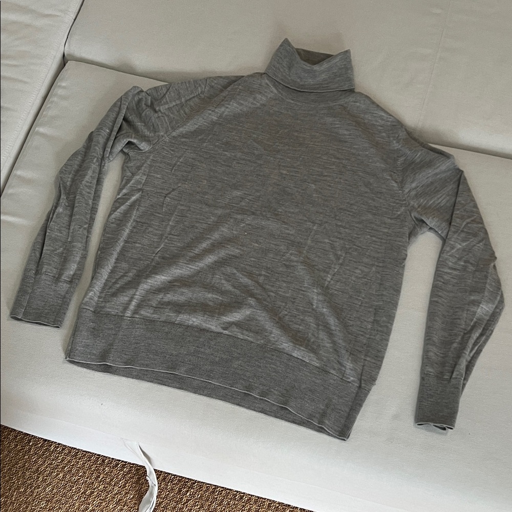 COS Women's Gray Turtleneck Sweater